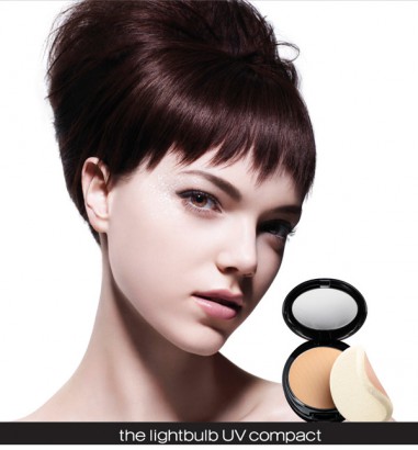 Shu Uemura Lightbulb UV Compact