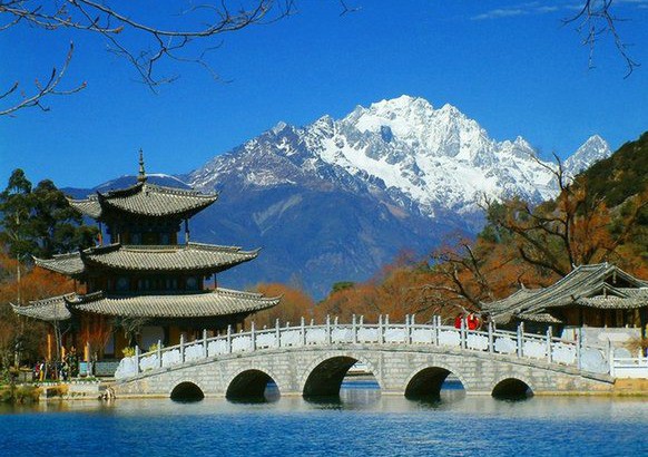 1. Jade Snow Dragon Mountain