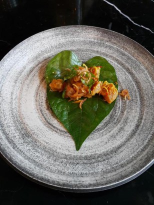 Tuna betel leaf