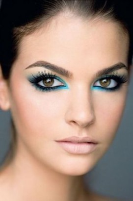 Turquoise eye trend