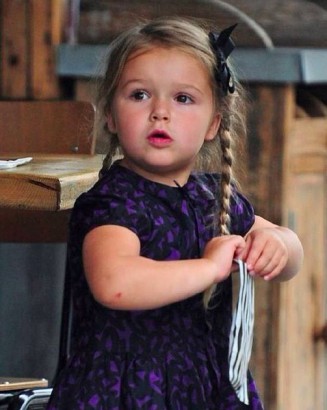 Micro Fashion: Harper Beckham