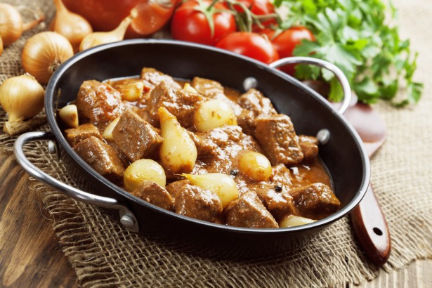 Beef with onion compote