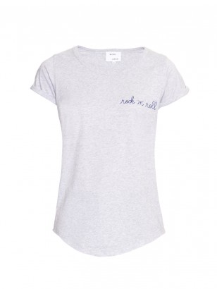 Pre-Millenial revival: The 90's dress-over-T-Shirt trend