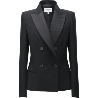 Classy Comfort: UNIQLO x Carine Roitfeld FW15 collection