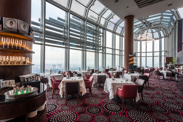 1. Salt Grill & Sky Bar