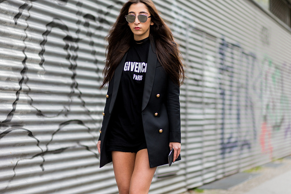 Blazer + casual t-shirt