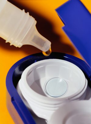 Re-using your contact lens solution