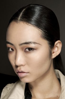 Elongated brows
