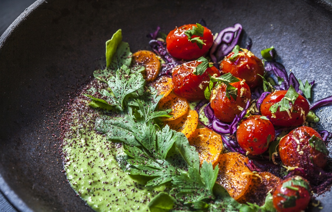 9 Delicious Ways to Make Your Salad More Filling & Satisfying