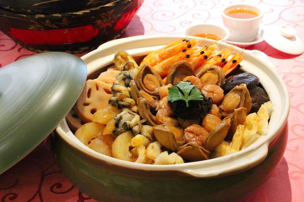 Jia Wei Chinese Restaurant at Grand Mercure Singapore Roxy