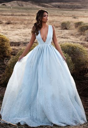 Hairstyle Ideas V Neck Wedding Dress Hairstyles How To Style Your Hair To Match Your Wedding Dress Neckline Hairstyle Ideas V Neck Wedding Dress Hairstyles How To Style Your Hair To Match Your Wedding Dress Neckline