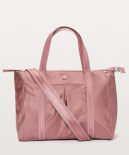 11 Stylish gym bags you can carry around (and outside!) the gym